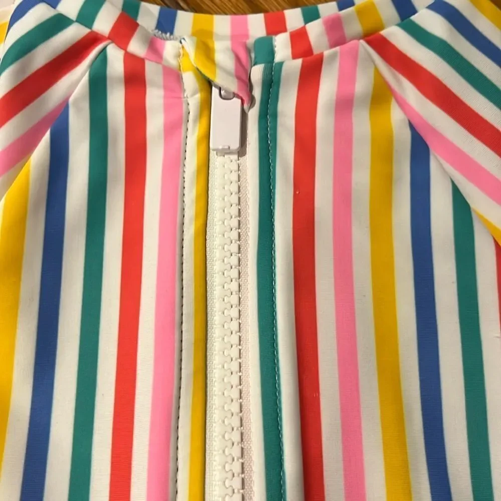 Gap/Old Navy bundle of two Swimsuits for 6-12 months Girlss.